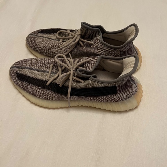 Yeezy 350 V2 Zyon BOOST Size 12 (Slightly Used)